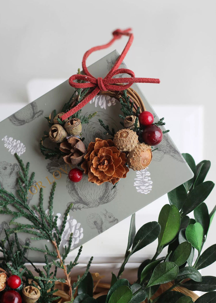 Festive Mini Pine Cone & Cypress Wreath