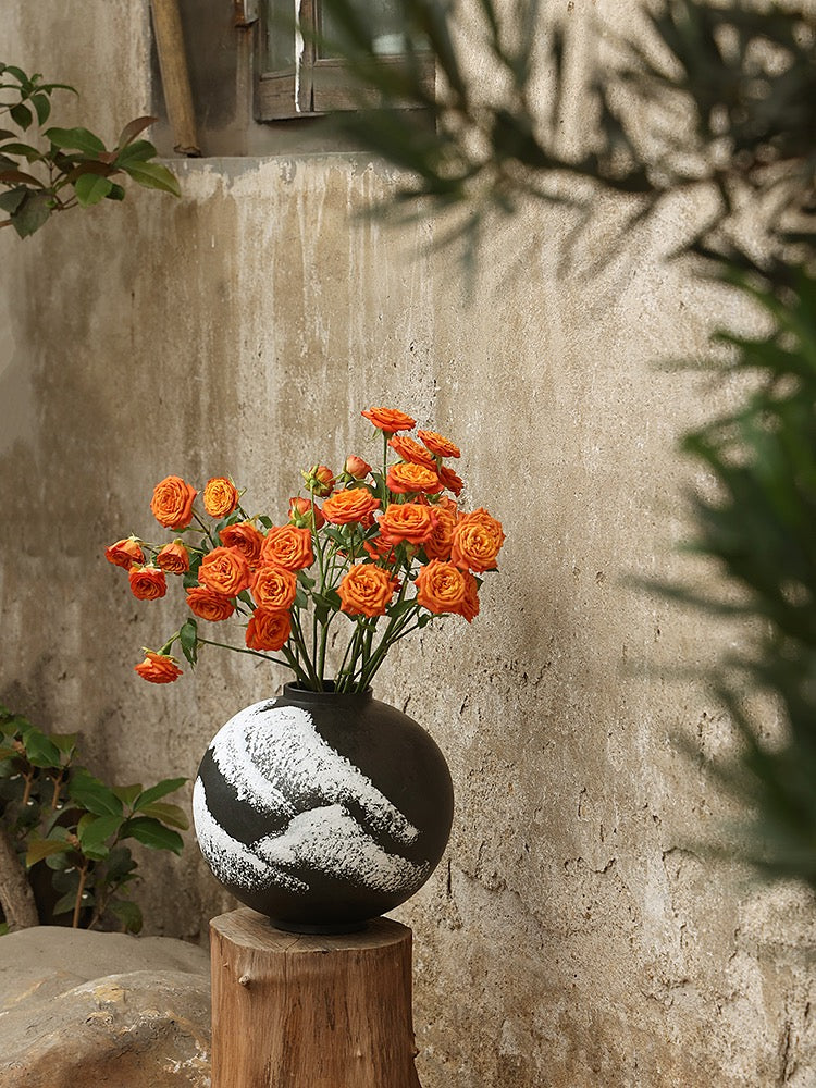 Obsidian Ink Ceramic Vase