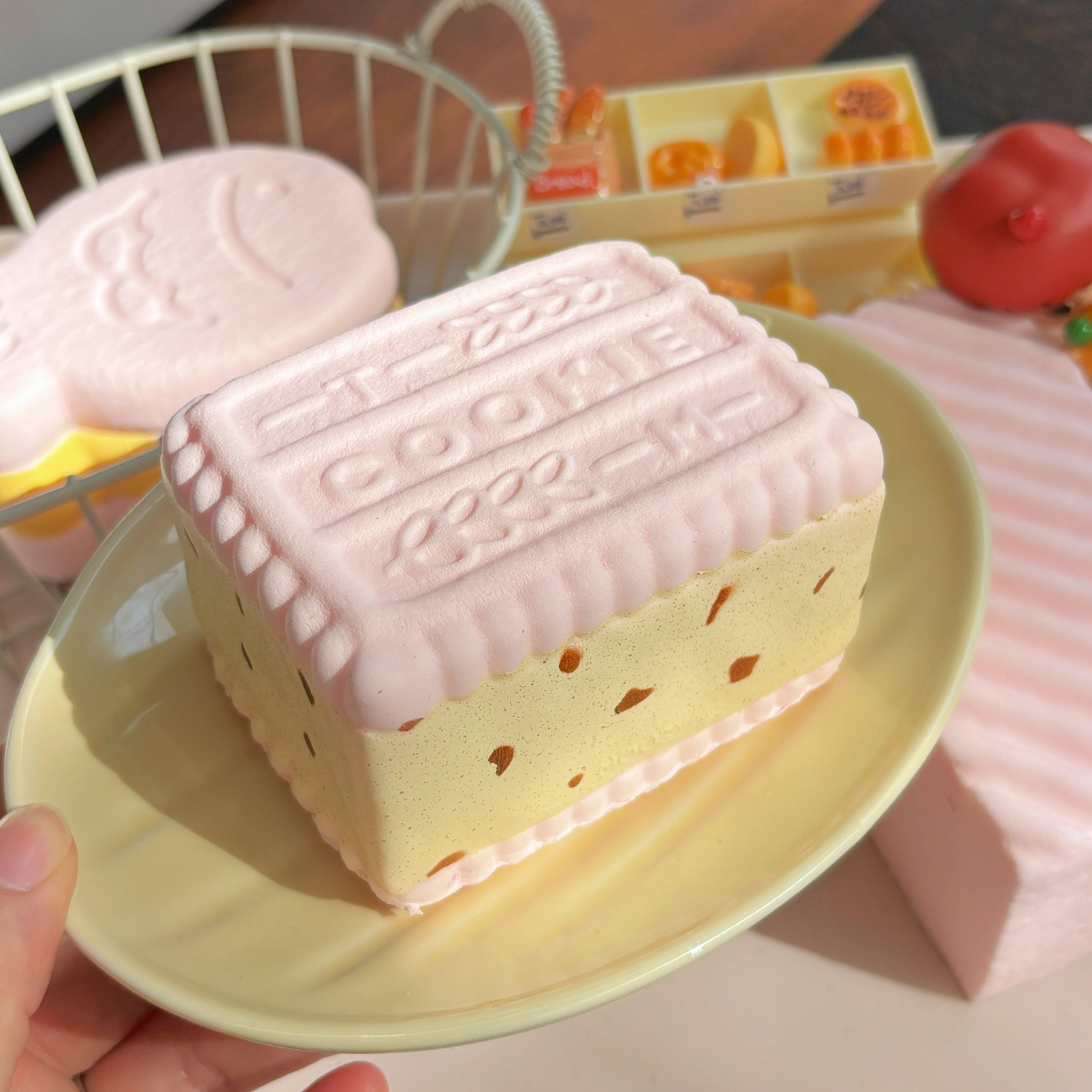 The Squishy Bakery – Breads, Cakes & Charms