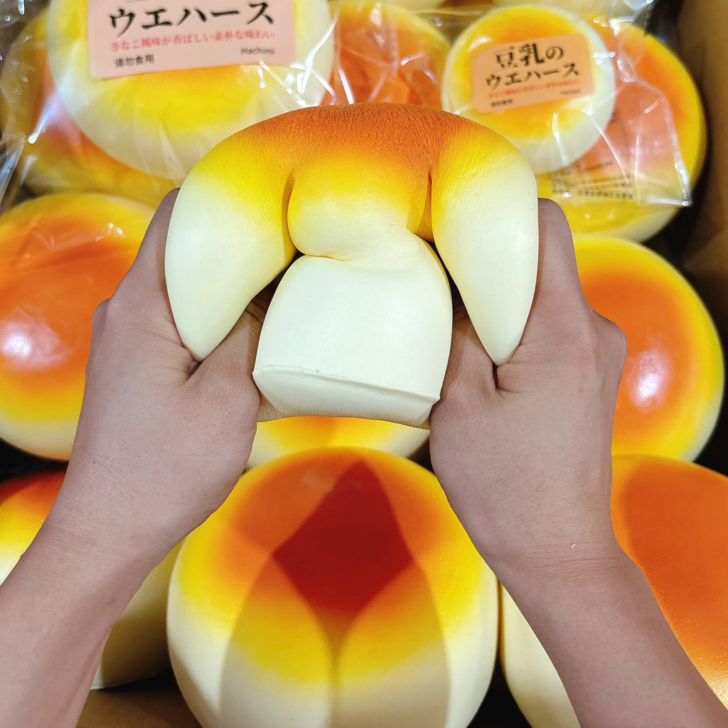 Jumbo Soy Milk Bun & Strawberry Daifuku Squishies