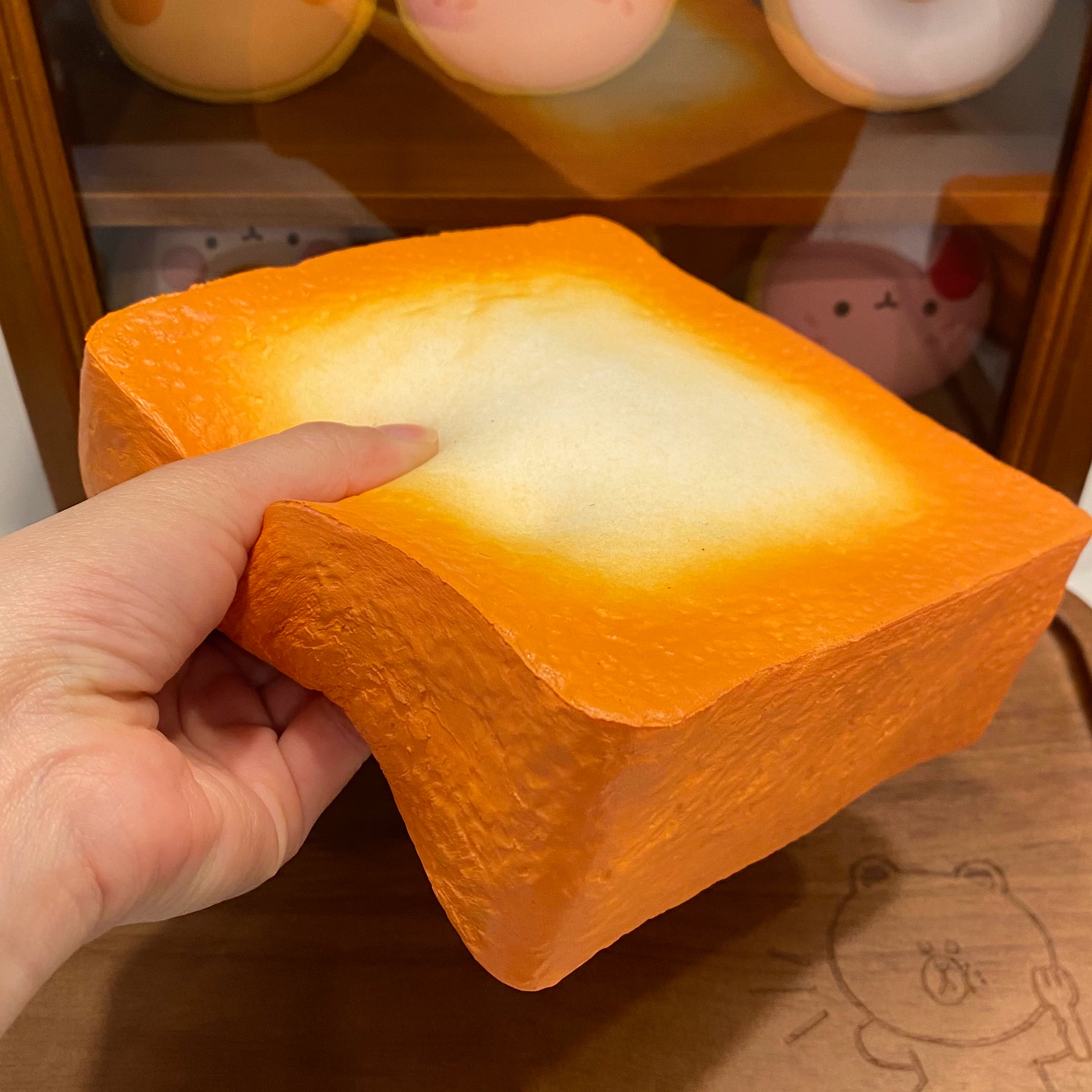 The Squishy Bakery – Breads, Cakes & Charms
