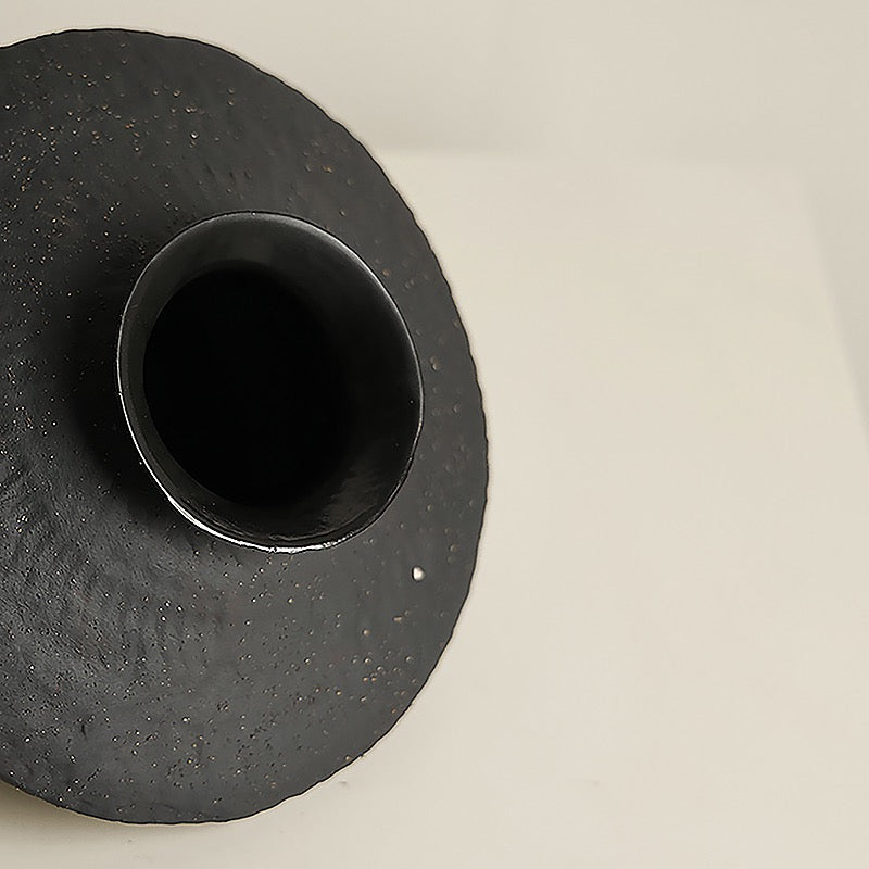 NoirWave Ceramic Vase