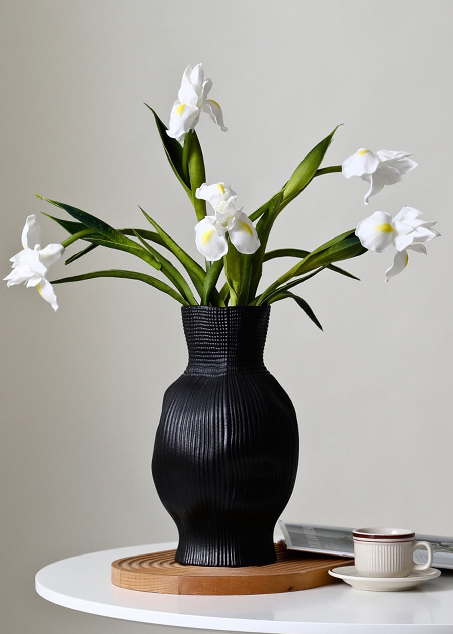 Sophisticated Ceramic Vase in Black